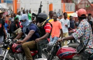 Ketegangan di Delmas: ketika ‘tangan tersembunyi’ turun ke jalan, dengan dalih memprotes harga BBM. Berita terbaru dari Haiti: politik, keamanan, ekonomi, budaya.