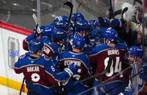 Nicolas Roy mencetak gol rebound pada 7:44 PL, Avs bangkit untuk menang 2-1 atas Kings dan memimpin seri 2-0