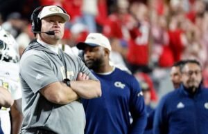 Penambahan besar di Georgia Tech dengan menambah 19 pemain melalui portal transfer, termasuk QB Mendoza