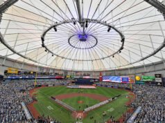 Sinar menang kembali ke Tropicana Field setelah Badai Milton merobohkan atap pada tahun 2024