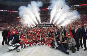 The Devils mempekerjakan pemenang dua kali Piala Panthers Stanley Sunny Mehta sebagai manajer umum