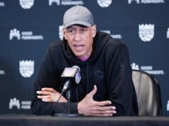 Menurut sumber AP, Kings akan mendatangkan kembali pelatih Doug Christie untuk musim penuh kedua