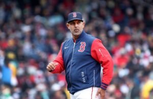 Manajer Boston Red Sox Alex Cora dan lima pelatih