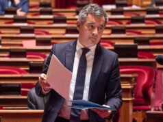 di komite, Senat membatasi ruang lingkup “mengaku bersalah”