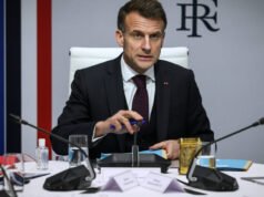 Emmanuel Macron “menyambut baik sesuatu yang sangat baik” dan meminta agar hal ini “menerima Lebanon sepenuhnya”