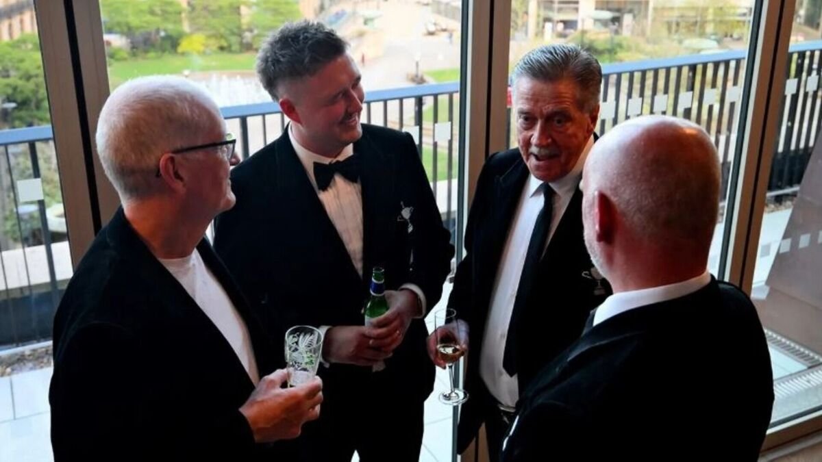 Juara dunia snooker di Champions Dinner