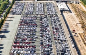 Menghadapi risiko kebakaran, Stellantis menarik kembali 700.000 kendaraan di seluruh dunia, termasuk lebih dari 200.000 di Prancis