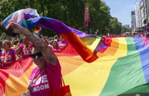 Jerman: Kardinal Marx, Uskup Agung Munich, mengizinkan pemberkatan pasangan homoseksual