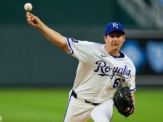 Pejabat Kansas City mengusulkan $600 juta obligasi stadion untuk mempertahankan MLB Royals di Missouri