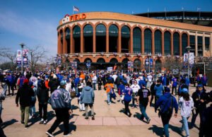 Prakiraan cuaca musim dingin memaksa Mets, Guardians, dan White Sox untuk maju pada Selasa sore