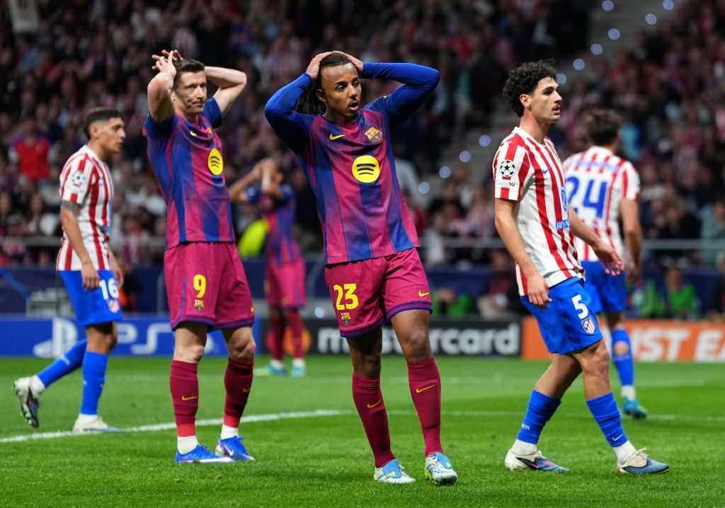 Jules Kounde, pemain Barcelona