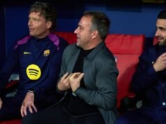 Barcelona secara lisan menyetujui perpanjangan satu tahun dengan Hansi Flick