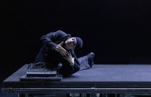 Lagu Dingin oleh Marcos Morau, kreasi baru untuk GöteborgsOperans Danskompani