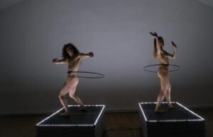 Adipati Wanita François Chaignaud dan Marie-Caroline Hominal