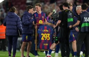 Frenkie de Jong memecahkan rekor bersejarah Barcelona