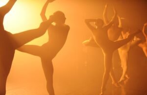 Sharon Eyal mengulangi “Rumah” dengan Lyon Opera Ballet