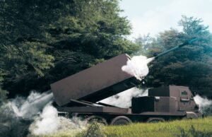 Tembakan pertama “berjalan dengan baik”, Prancis berhasil menguji rudal FLPT-150 dan Thunderart, saingan masa depan HIMARS Amerika