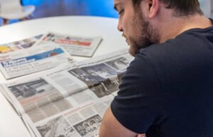 Lebih sedikit jurnalis, lebih banyak ketidakpastian… menguraikan krisis pers bersama sosiolog Jean-Marie Charon