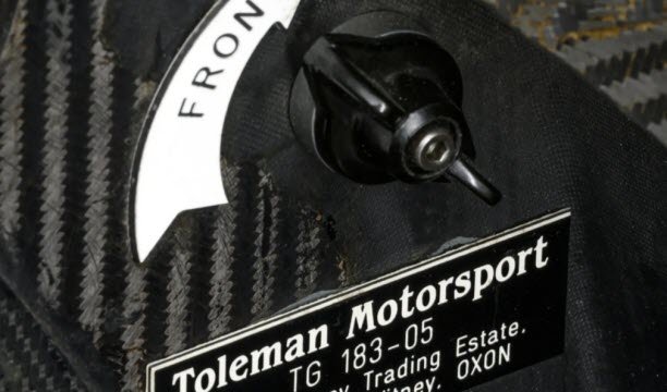 TG183B-05 dilelang di Monaco, mempertahankan banyak elemen asli, termasuk tuas dan kenop tuas persneling.