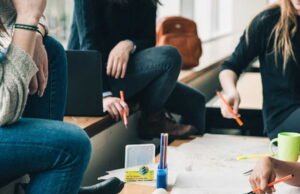 Pemerintah ingin mengakhiri pembebasan biaya universitas bagi mahasiswa asing