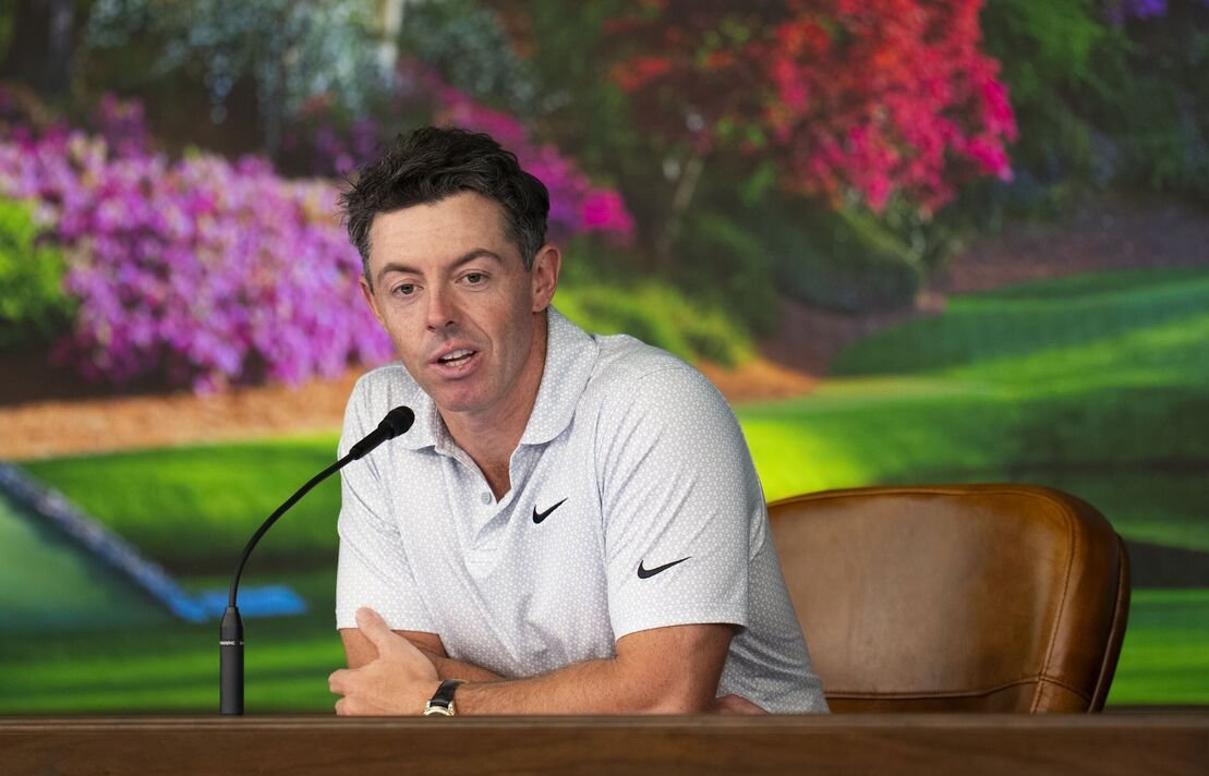 Rory McIlroy berbicara