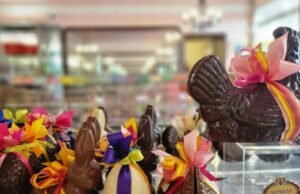 Konsumsi. Di mana Anda bisa menemukan coklat terbaik untuk Paskah? Pilihan profesional kami di wilayah Anda