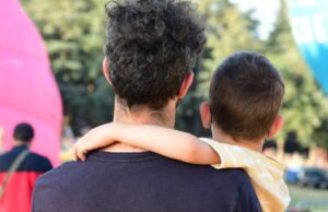 Lionel memulai peran sebagai ayah tunggal