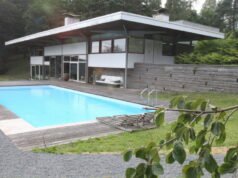 Vosges. Rihanna di Épinal: rumah Spinalian apa yang menarik perhatiannya?