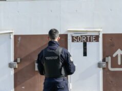 Provence-Alpes-Côte d’Azur. Penyelidikan dibuka menyusul ditemukannya seorang tahanan yang digantung di selnya di Aix-Luynes