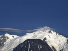 Haute-Savoie. Mont-Blanc: Seorang pemain ski berusia 32 tahun meninggal dalam perjalanan yang curam