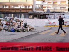 permohonan penggugat untuk membatalkannya ditolak