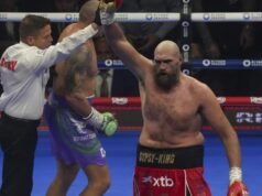 kembalinya Tyson Fury yang baru, yang menantang Makhmudov di London