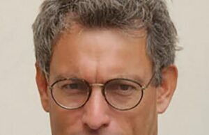 fotografer Jacques Witt sudah meninggal