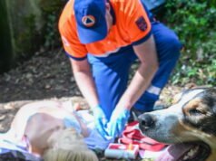 Kereta Perlindungan Sipil di pabrik kerajaan di Bains-les-Bains