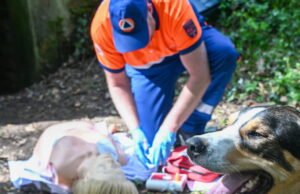 Kereta Perlindungan Sipil di pabrik kerajaan di Bains-les-Bains