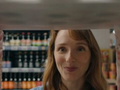 sebuah komedi lembut yang menonjolkan bakat Pauline Clément