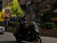Alami perang di Timur Tengah. Hizbullah Lebanon mengatakan mereka siap mengambil tindakan jika terjadi pelanggaran gencatan senjata oleh Israel