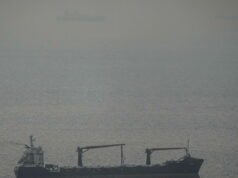 Alami perang di Timur Tengah. Kapal Iran menembaki sebuah kapal tanker minyak di Selat Hormuz