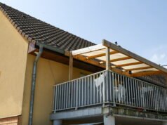 sang ibu khawatir atas hilangnya putranya