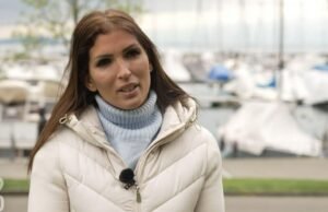 “Saya tinggal di sana sampai tanggal 1 Januari,” kata ibu Arthur, yang tewas dalam kebakaran tersebut