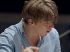 sebuah film dokumenter yang membawa kita ke jantung musik ansambel