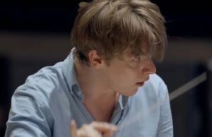 sebuah film dokumenter yang membawa kita ke jantung musik ansambel