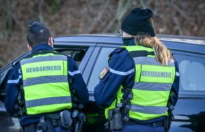 Vosges. Tanpa SIM dan mabuk di tengah jalan di Lépanges-sur-Vologne, pengemudi berakhir di tahanan polisi