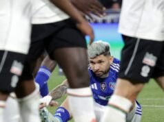 dikalahkan Nice, Racing gagal di gerbang final