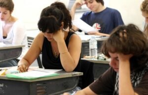 450 siswa akan mengulang final karena kesalahan kata-kata