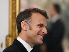 Perang di Timur Tengah. Bahan Bakar: “situasinya terkendali,” Emmanuel Macron meyakinkan