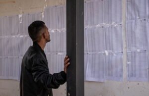 Timur Tengah. Warga Palestina akan pergi ke tempat pemungutan suara pada hari Sabtu ini untuk pemilu pertama sejak perang di Gaza