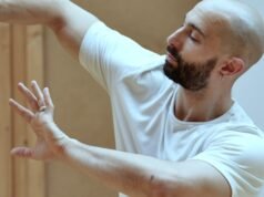 ‘Jual, Bunuh Dirimu’ oleh Simon Feltz