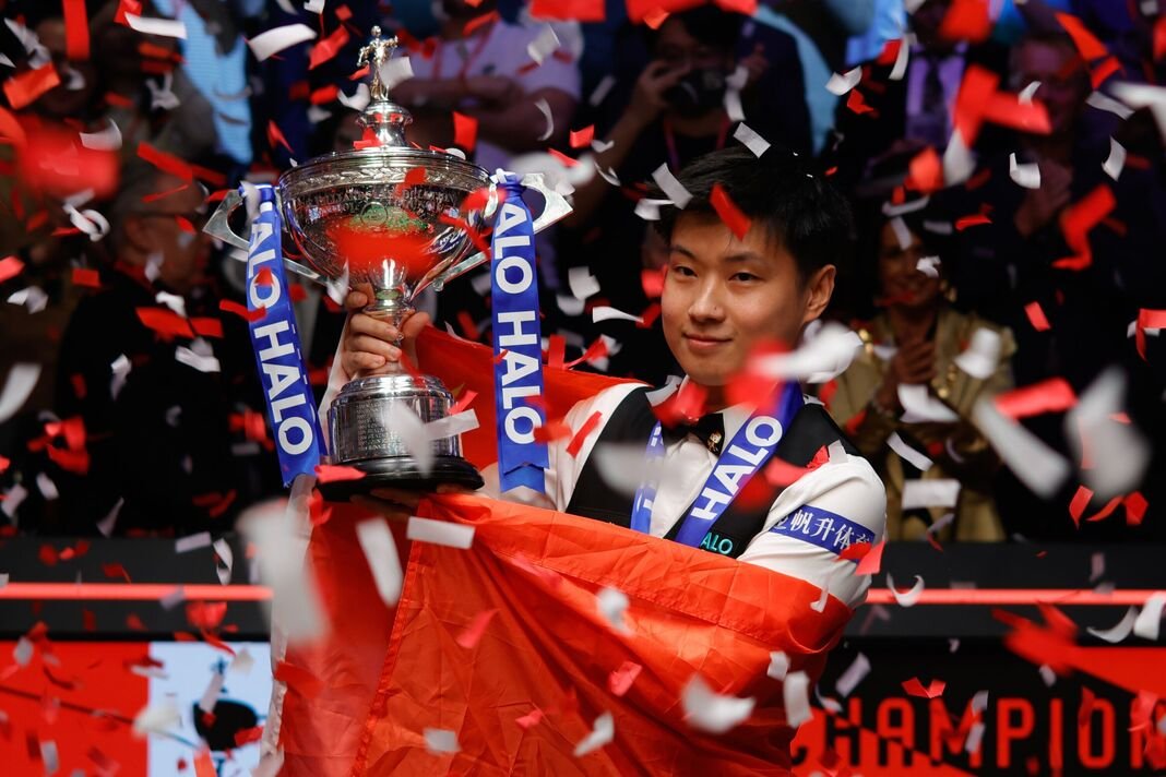 Zhao Xintong bisa menjadi yang pertama dalam barisan panjang juara dunia Tiongkok Zhao Xintong bisa menjadi yang pertama dalam barisan panjang juara dunia Tiongkok